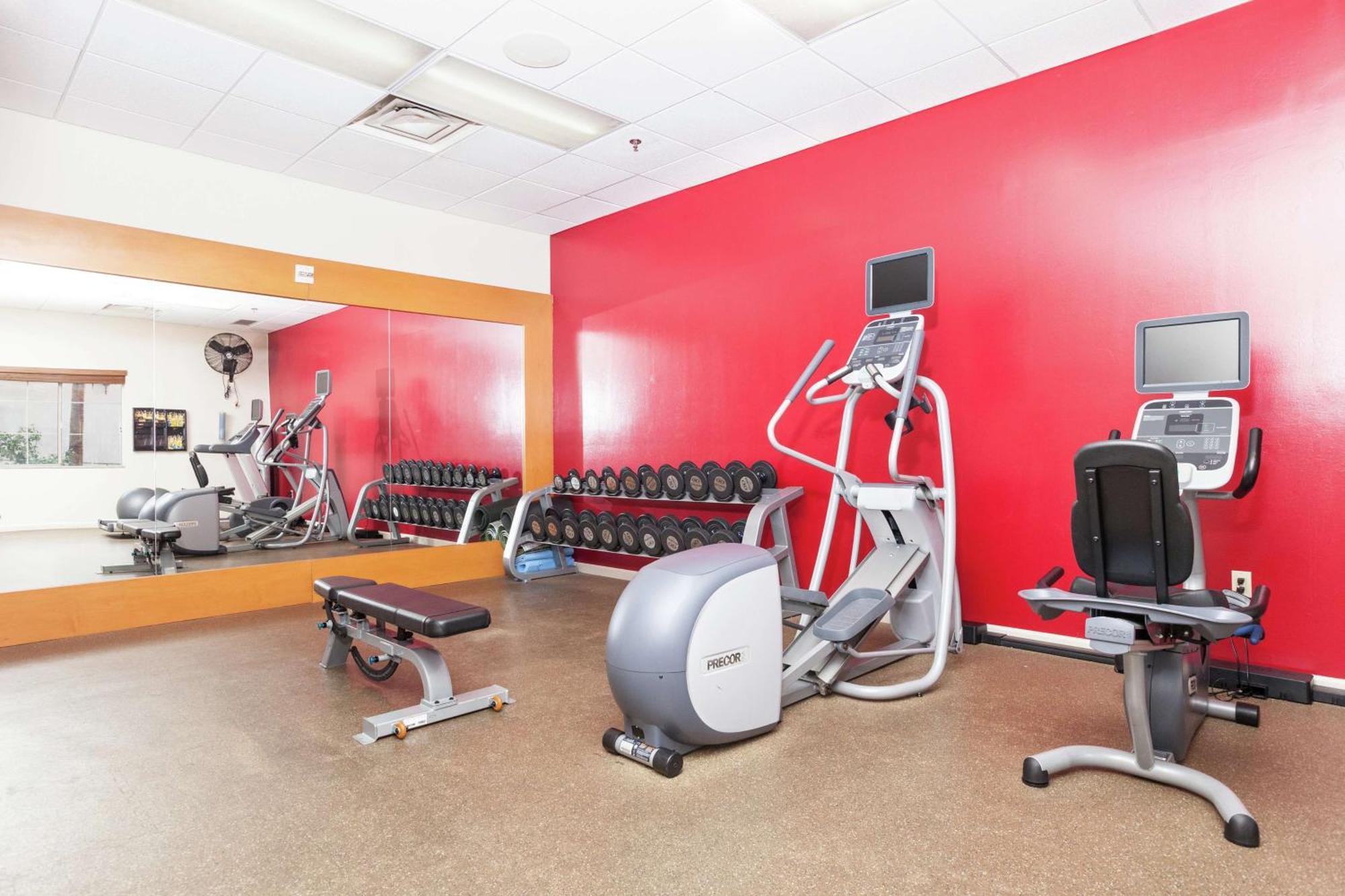 Hilton Garden Inn Palm Springs/רנצ'ו מיראז' מראה חיצוני תמונה