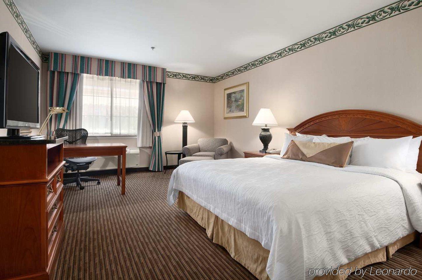 Hilton Garden Inn Palm Springs/רנצ'ו מיראז' חדר תמונה