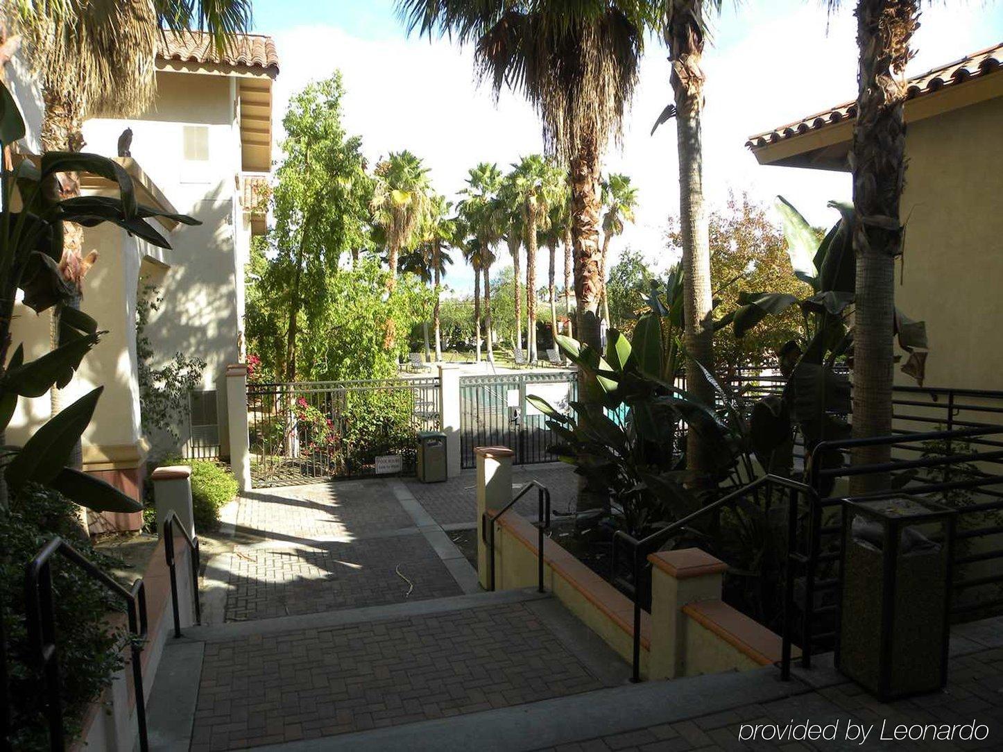 Hilton Garden Inn Palm Springs/רנצ'ו מיראז' מראה חיצוני תמונה